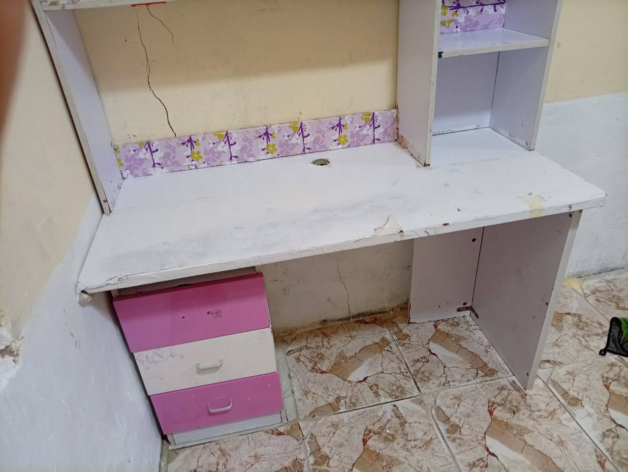 سعر 160وبيهن مجال


**إذا كنت صاحب هذا الإعلان وتريد حذفه لأي سبب، رجاءا أرسل رسالة إلى الدعم الفني**
