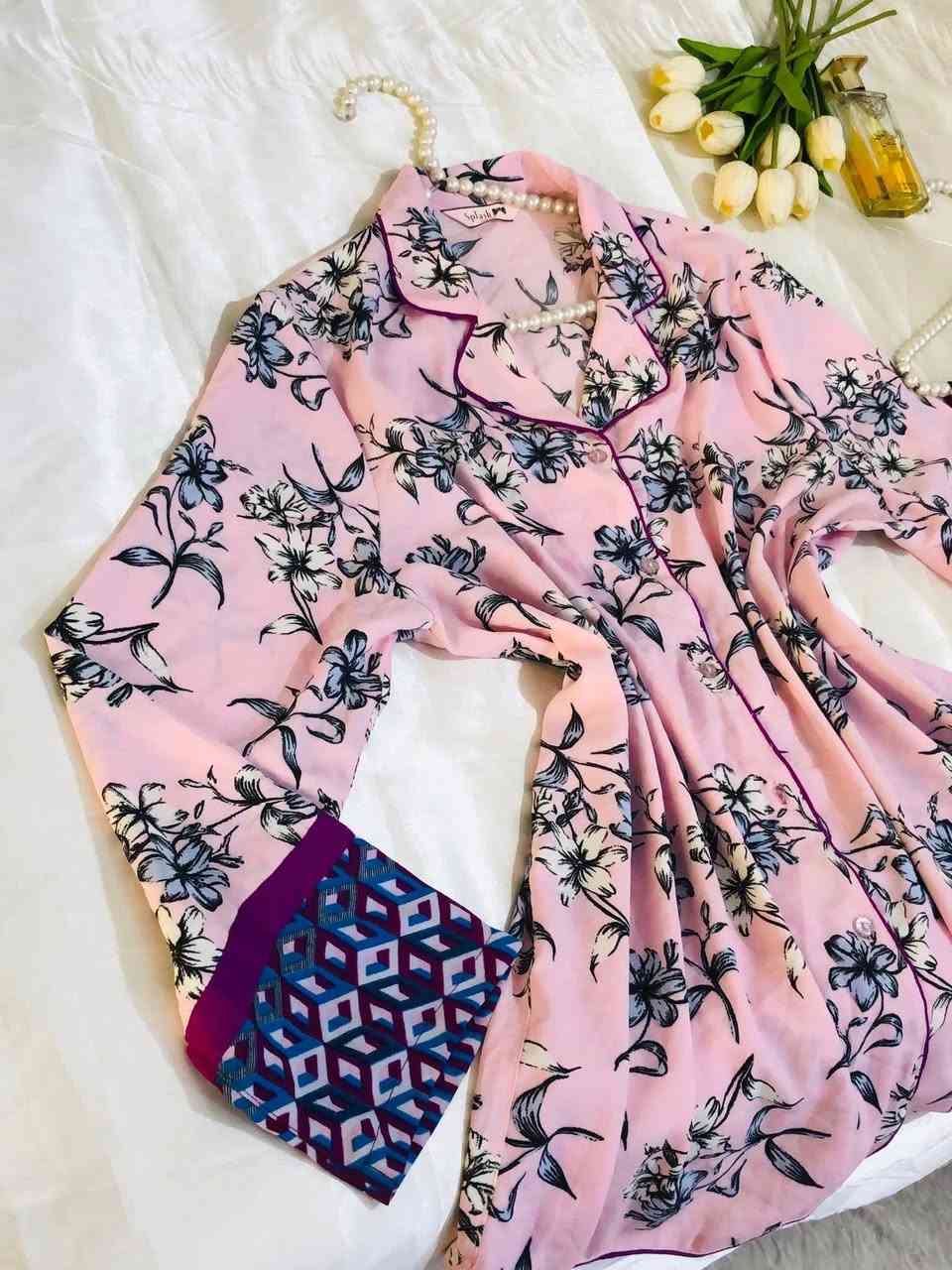 سوت ماركة سبلاش 💜🎀

يلبس وزن ٦٥ ٧٠ سعره ( ٩ الاف ) ✨


**إذا كنت صاحب هذا الإعلان وتريد حذفه لأي سبب، رجاءا أرسل رسالة إلى الدعم الفني**