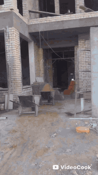 سلام عليكم  ونج نحاله بانزين لتصعيد جميع مواد البناء كوت  طابوك رمل اسمنت اشتايكر زميج مرمر اكرانيت سيراميك فرمستون ابلوك  من الطابق الأول الئ الطابق العاشر التزام بلمواعيد (***********(***********) كادر ونجات حسن العكيلي
