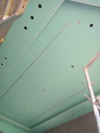 كافة أعمال الصبغ والديكورات بأسعار مناسبه 07726008415