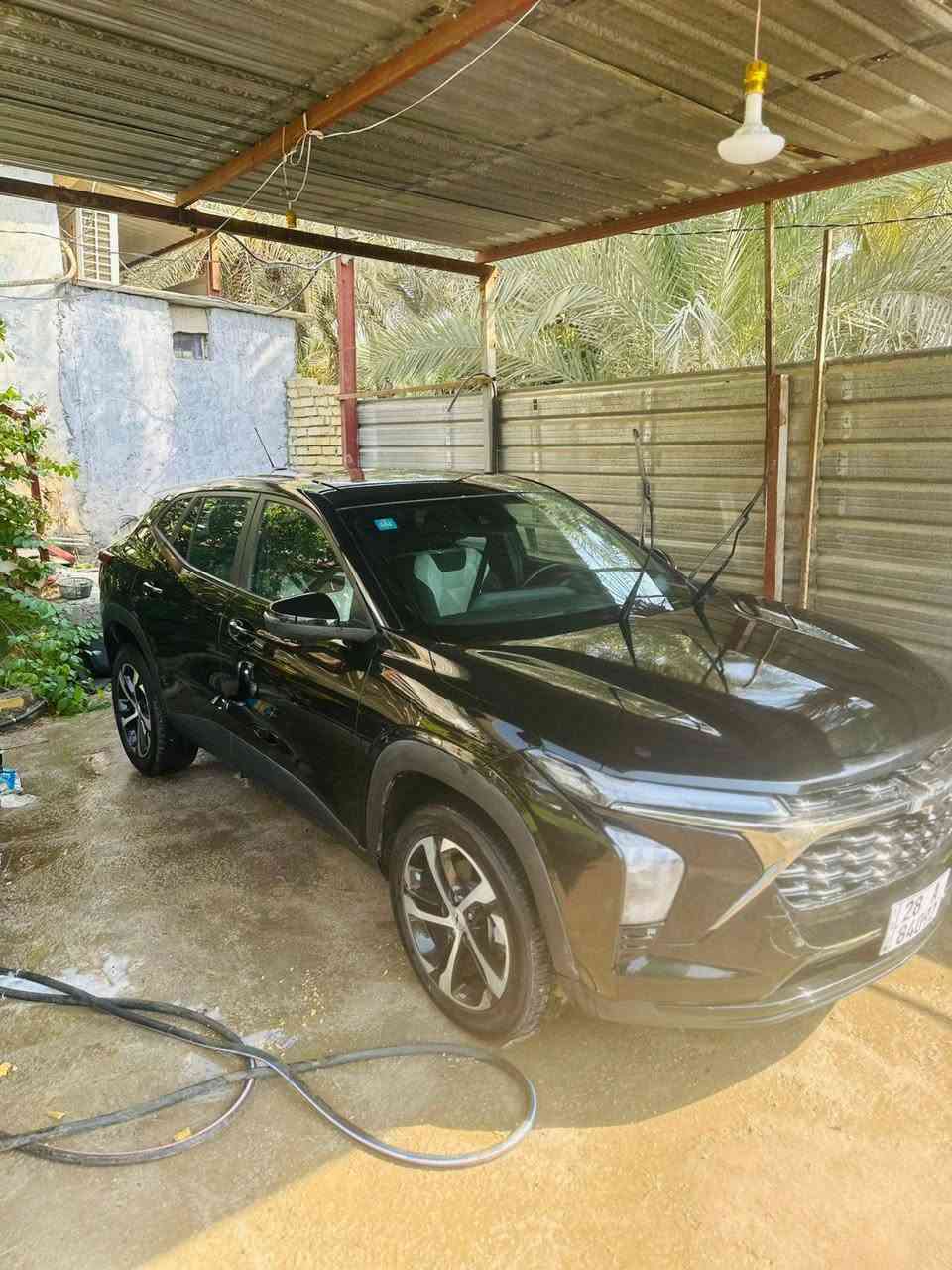 شوفر ليت تراكس موديل ٢٤ ماشيه ١٥ الف السعر ١٢٥ المراجعه رقم ***********
