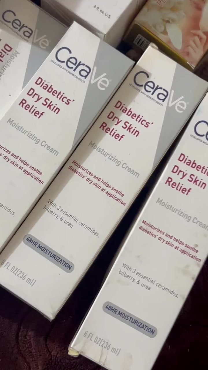 هلاو بنات شباب شلونكم عندي مجموعة عناية منوعه اهم البراندات المطلوبه انوا فيجي سيرافي
للبيع بسعر مناسب وبيهن ربح خير من الله الي حاب يبدي مشروع من داخل البيت بلايف يفيدنه خوش شلعه احسن ما يشتري من كل منتج درزن وبضاعه شويه اخذو هاي بضاعه منوعه وكلشي بيها وسعرها مناسب  وكله اكسباير 28و 30 بس حولت ملابس وبعد ما أحتاجهن 

اي ستفسار علقو واني ارسلكم  من كل ايتم كم قطعه متوفره ولسعر وكل التفاصيل بسعر جملة مو سعر السوك 🔥🔥🔥🔥


**إذا كنت صاحب هذا الإعلان وتريد حذفه لأي سبب، رجاءا أرسل رسالة إلى الدعم الفني**