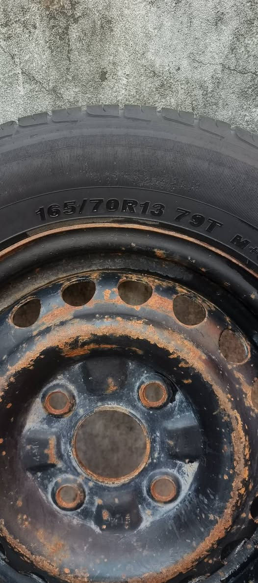 سبير مستعمل كما واضح كدامكم لبيع مكاني بصره جزيره سعره 40الشراي يتصل ***********
