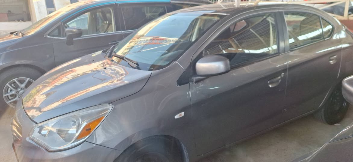 ميراج 2017
***********
3 قطع خلفي صبغ بدون دواخل
كير ومكينة نظيف
محرك 3 بستن
السعر 75 و مجال
المكان دهوك
