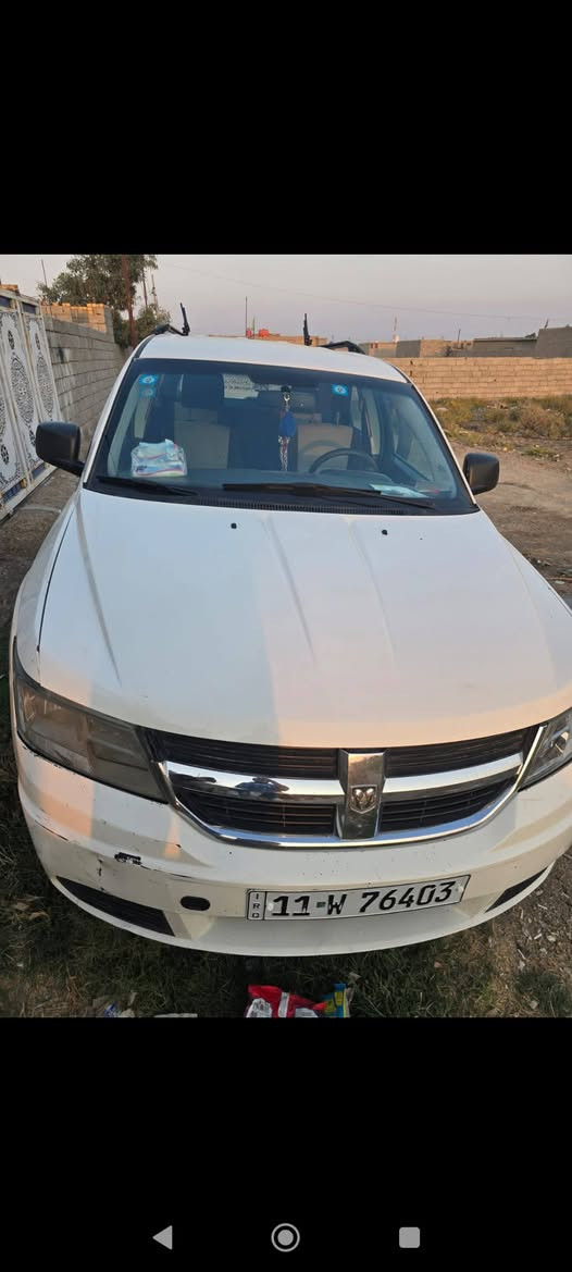 جورني 2010 سياره جاهزه من الدعميه الدعميه رقم بغداد بسمنا مكانها الكوت سعرها 100$يعني شده مكينا 6سلندر *********** بيع فقط بدون مراوس
