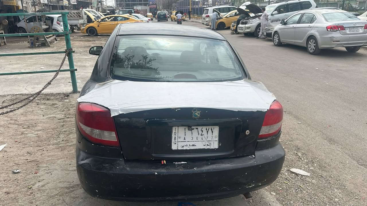 سلام عليكم كيا ريو 2004 للبيع كير مكينه جدد حاويه  نقص تبريد فقط سعر 33 وبيه مجال مكان بغداد ***********
