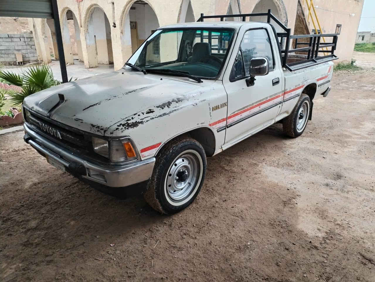 السلام وعليكم للبيع بيكم موديل 1989 بلاديه بدون صبغ رقم كركوك سنويه لل 2029 محرك ثري واي لا تخير ولاتنقيص تخم تاير جديد صدر صدر جديد سياره ما بيها اي نقص جاهزه الستفسار ***********//***********
