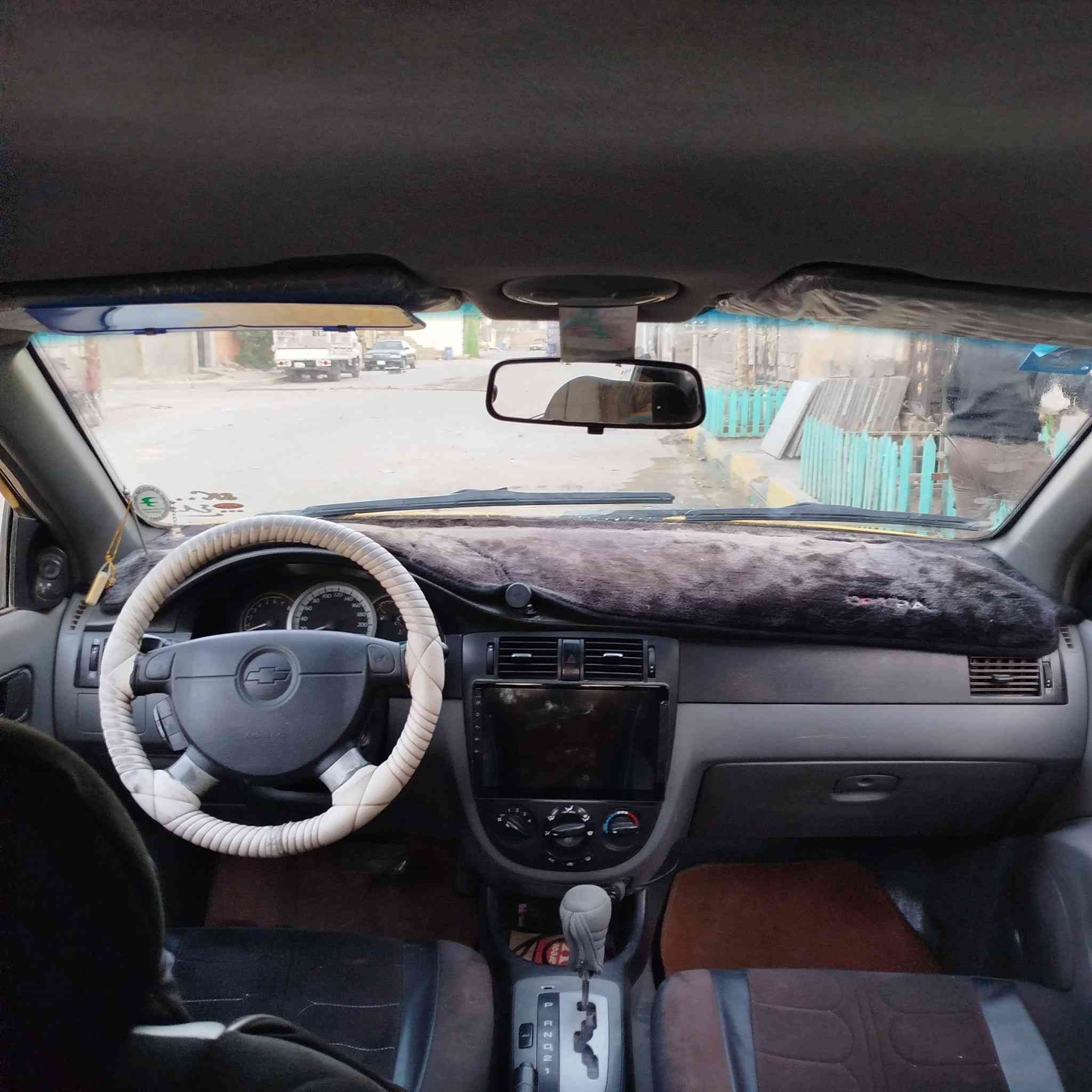 سلام عليكم اوبترة 2012 الشركه العامه سياره بلاديه منضومه زنون لاضربه ولا صبغ ولا تبديل فقط الكير كايم  مكان بغداد مدينه الصدر السعر 66 بيها مجال للستفسار ***********
