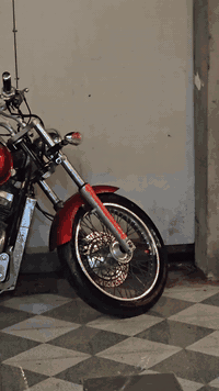 سلام عليكم اخوان
هوندا شادو 750
مكينه كير كفاله
كابريتر لاخربطه ولاشي 
تايرات ٨٠% 
(اوراق اصولي )

السعر 18بيه مجال قليل
مكانه بصره 
***********
