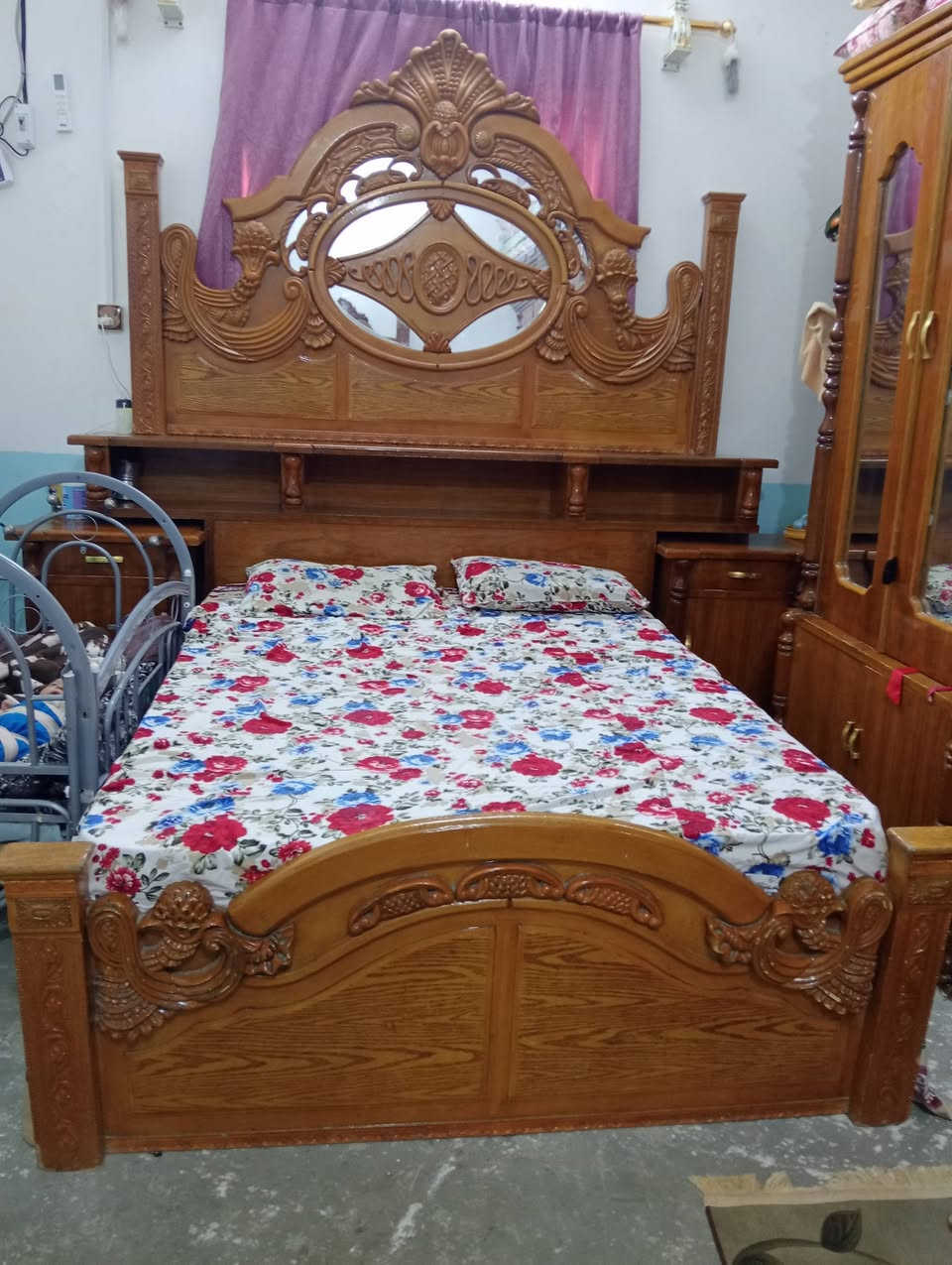 السلام عليكم غرفه صاج للبيع هذا رقمي ***********
