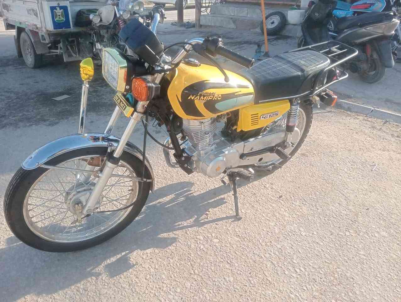 وصل وصل الحلال وصل
السعر625دراجه2025مكفوله كفاله عامه
دراجه ما مفتوحه
مامبدل بيه شي بلاديه 
بيه عقل رياضي اصلي 
تايرات جديده 
بنزات بريك 
كهربائيت شغاله كله 
ما بيه نقص برغي واحد متذب عليه ربع 
المحرك اذا بي شخط واحد تاخذه بلاش 
تعبر ال120  
أوراق كامله سكنر سكنر سكنر 
سعره 625بيه مجال قليل 
مكاني نجف ***********بي واتساب
