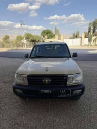 مونيكا ٢٠٠٢ • حالة ممتازة • جنوط ١٦