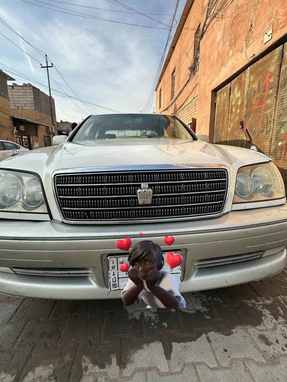 سلام عليكم اخوتي الشراي فقط ماكه كراون  محزم خضراوي حاويه كفاله عامه من كلشي بدون ارقام كرستال اصل دكمتين مكينه 200
سياره جديده بيها طكه بلباب موضحه بصوره 
السياره حلوه حيل وجديده وبدون صرفيه
السعر 65
وبيها مجال قليل حق الجيه 
مكاني بصره وفدوه اروحلكم بس شراي يخابرني 
***********
