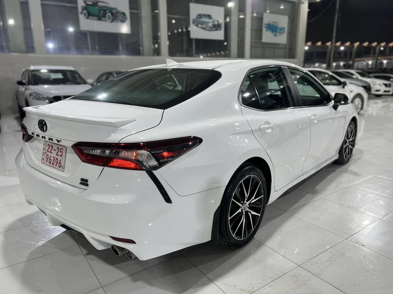 كامري 2024  مرقم اربيل 
Se 
ماشي 17 الف 
وارد امريكي 
داخل جلد بيجي 
شاشه كامره رادار 
هندبريك بصمه 
مواصفات معروفه 
السعر 190$  وبي مجال بسيط  
صور حادث وسنوار بلمنشور 
العنوان اربيل 
***********
