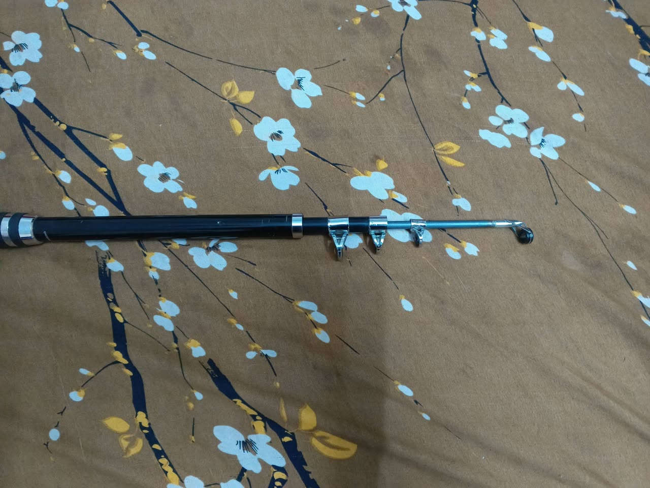 يا الله عيني اتوفر عدنة عود مال بالة طول 210حساس خشن العود علي علامة شركت دايوة تكدر تستعملة الفيدر الجر ولبحر سعر العودة 30الف يوجد خدمة توصيل الجميع المحافضات 5تالاف الحجز ولاتصال على الواتساب او على الخاص ***********
