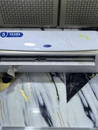 سلبت جنارل طن ونص للبيع صارلي شهرين من اشتريته سعر ٣٨٠ الف. وهذا رقمي ...