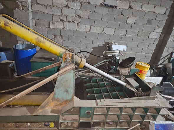 مكبس فافون وقوطيه صيني درجه اولى جكات وماطور الماني مكاني بغداد مدينة الصدر للاستفسار 
***********
***********
