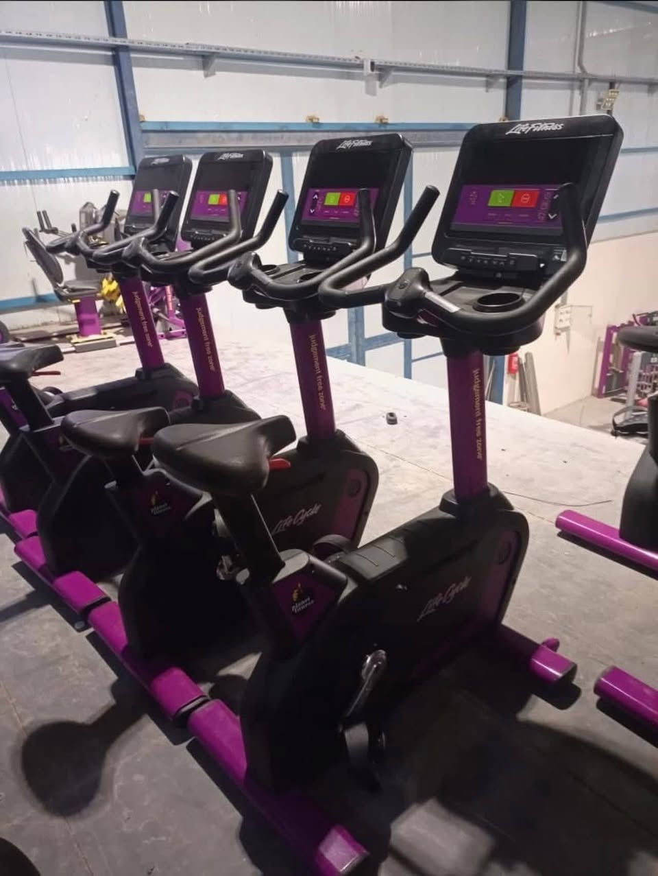 يتوفر داخل المخزن الاستفسار يرجو مراسله الصفحه الرئيسيه


**إذا كنت صاحب هذا الإعلان وتريد حذفه لأي سبب، رجاءا أرسل رسالة إلى الدعم الفني**