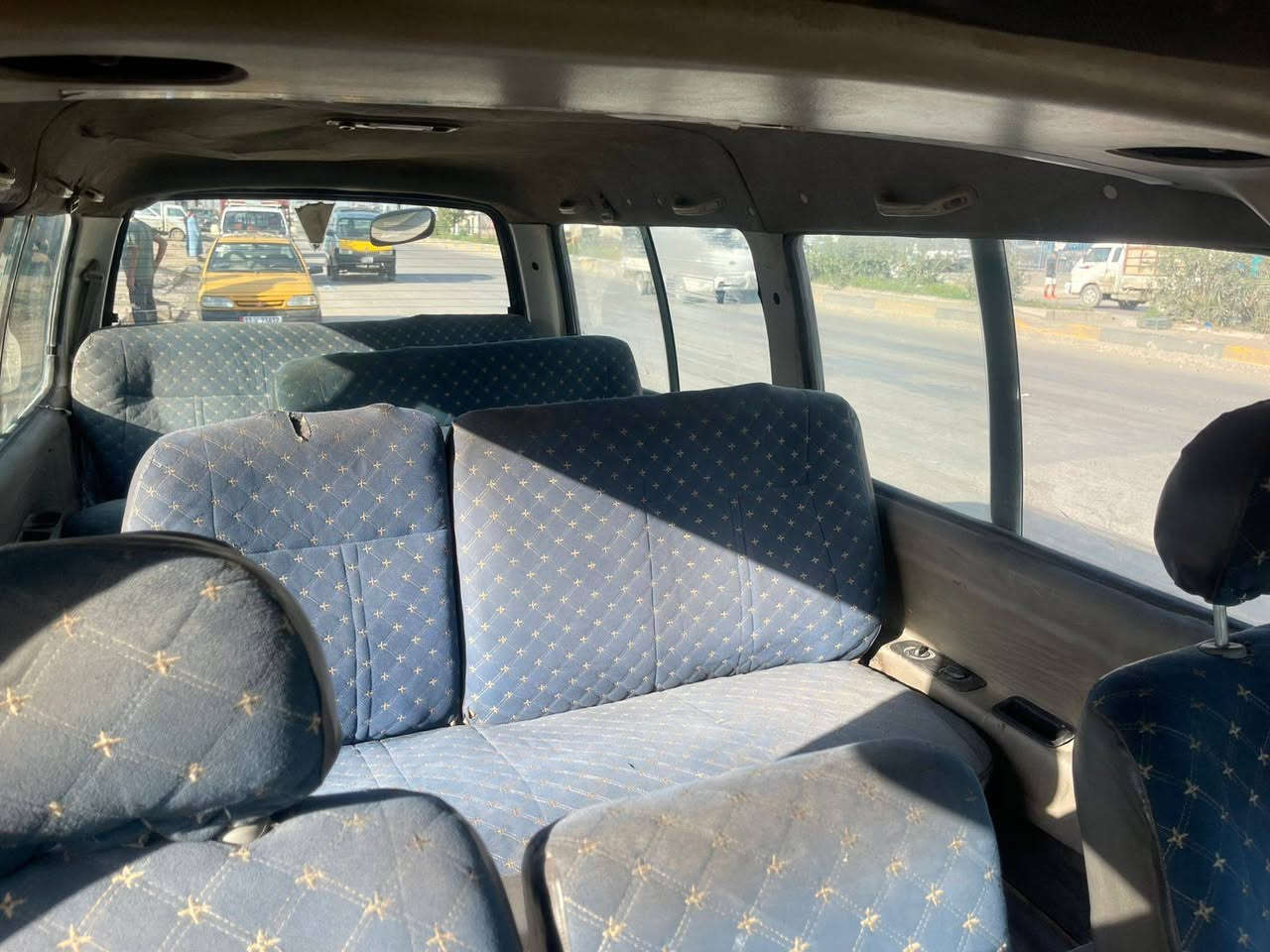 السلام عليكم بريجو موديل 1995 رقم انكليزي تخم تاير جديد مصفره هيئه وغرامات رقم بغداد مكاني بغداد حي النصر سنويا جديده 2029 السعر 47 وبيها مجال 
رقم ***********
