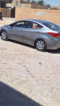 الانتر خليجي موديل ٢٠١٢ جاهزه من كلشي بسمي السعر ١١٠ وبيه مجال الاستفس...