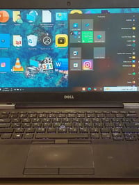 لابتوب • نظيفة • بطارية تعبانه