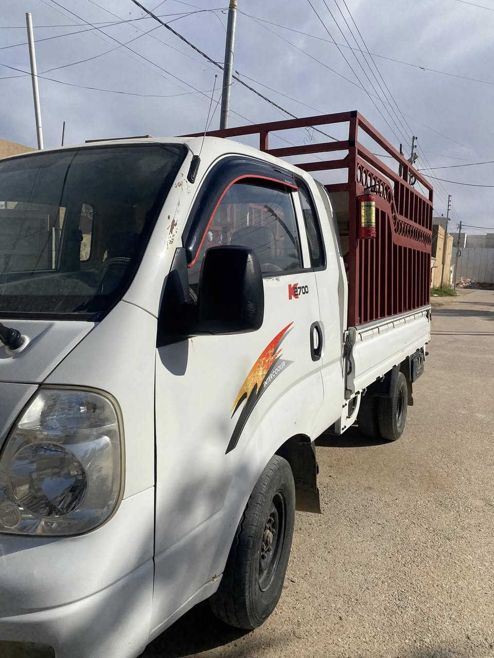 السلام عليكم
 كيه حمل موديل ١٢ كفالة عامة من كلشي رقم بغداد انكليزي جديد سنوية لل ٣١ صدر جديد تخم تاير جديد سيارة جاهزة من كلشي تشك شك 
للتواصل *********** واتساب
المكان الرمادي الأنبار
