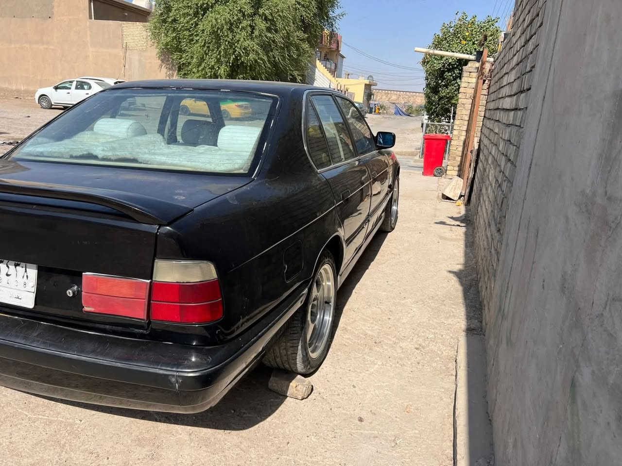 السلام عليكم
اصل ٢٥
بيها كير ومكينة 
٢٠ كير عادي شلعه ومعدل فول الفول
موديل ١٩٩١
نواقص بسيطة
سنويتها ٢٠٢٧
تحويل مباشر
***********
السعر ٥٥ ومجالها جداً بسيط
شباب يشهد الله مكلف بلنشر وماعرف تفاصيلها اتصلو بصاحبها وتامرون امر
مكانها بغداد التاجي حي الحسن العسكري
