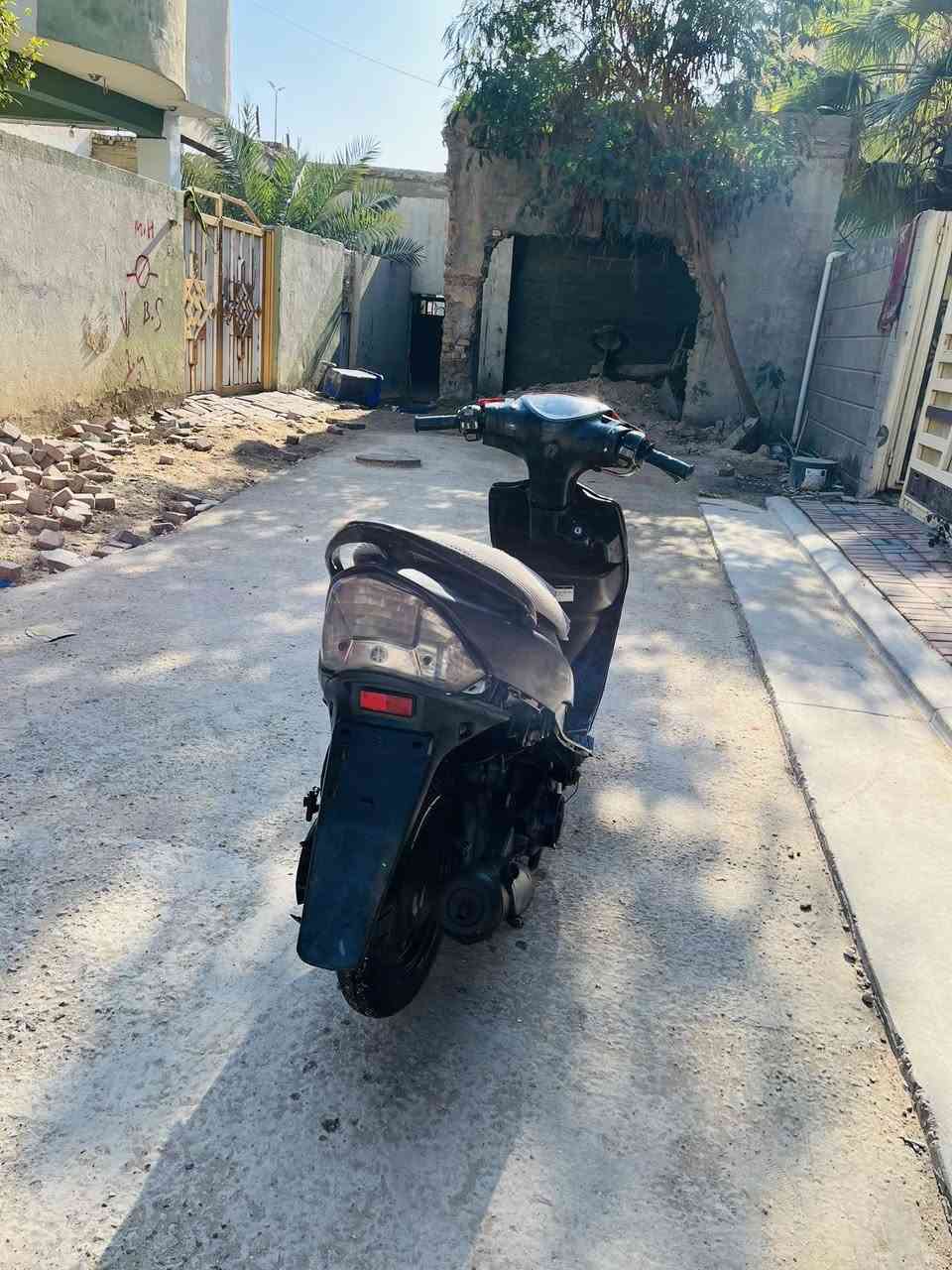 ماكس عدله للبيع نضيفه كلش مكينه مفتوحه سعره 350 وبيه مجال مكانه كربلاء طويريج ***********
