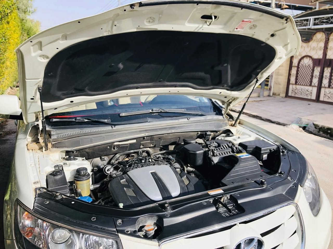 السلام عليكم
سنتافي 2011فول مواصفات 1/1
بصمه 
سلايت 
تبريد ٣ قطع
سبعة راكب 
محرك 6 مامفتوح
تبريد بيانو 
داخل صاج
بدون صبغ وضرر كلين 
للاستفسار ***********
