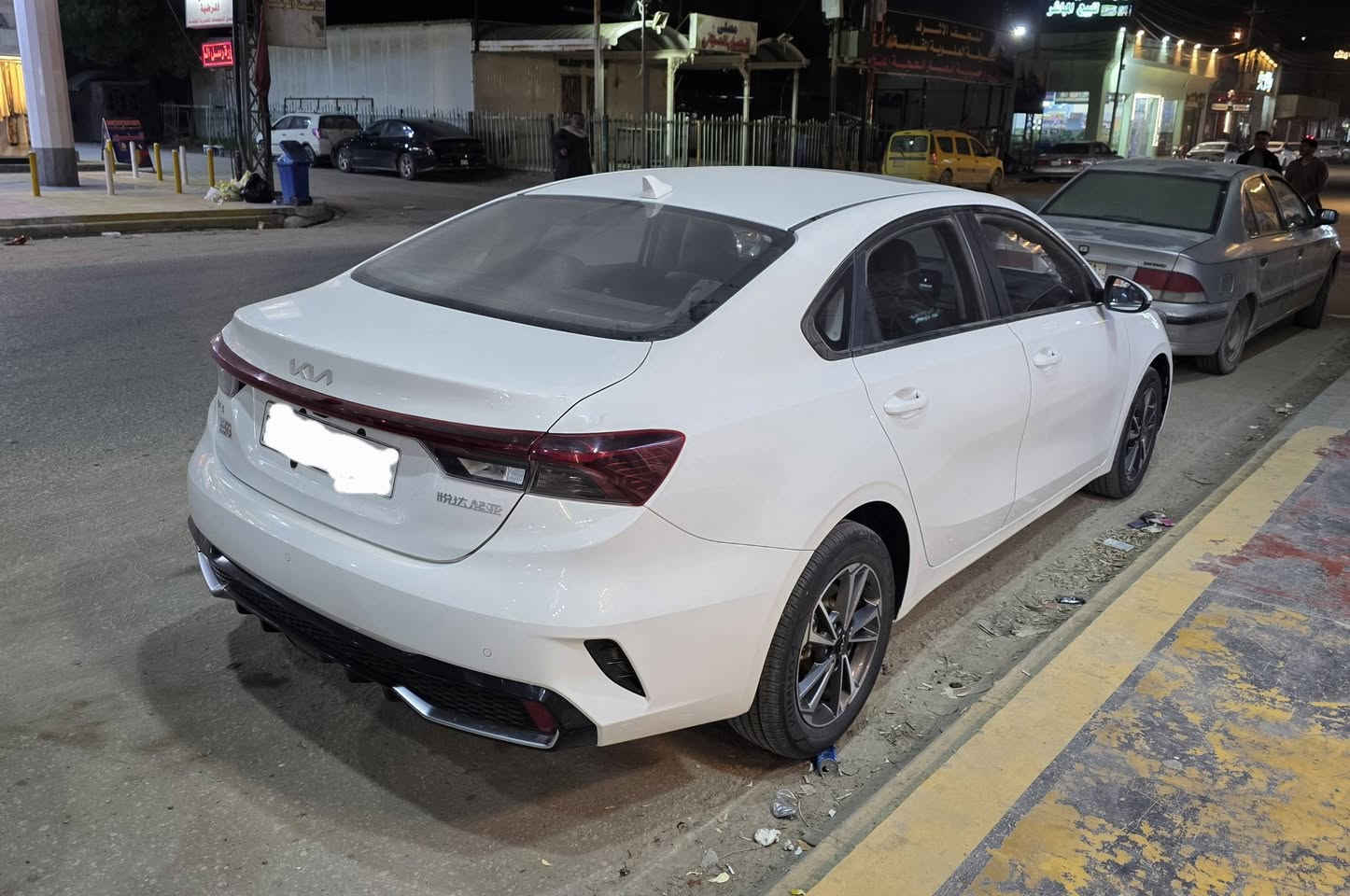 السلام عليكم
للبيع كيا كي ثري K3 خليجي موديل 2024 كفاله عامة جديدة جدا على وضع الشركة 
رقم اربيل 
ماشية 26الف 
مواصفات 
بصمة 
فتحة سقف
لايت لكزز 
بك لايت LED
حساسات أمامي خلفي 
كشنات جلد 
مري طي 
تبريد قطعتين 
كامرة خلفية 
اربع ويل كب 
بعد هواي مواصفات ما ذكرتهم 
رقم ***********
مكان السيارة نجف الاشرف
