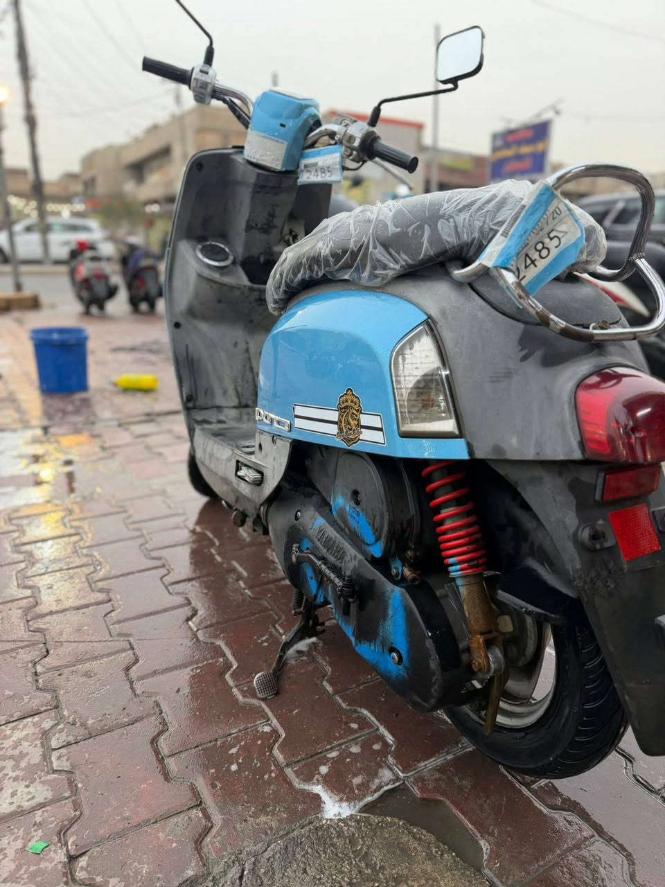 سلام عليكم ماكس بوليس دراجه مكفوله 
مابيه اي نقص ختم واحد سواد وكفر وكشن ومكينه 
دراجه بلاديه مال جناي مابيه نقص بس دشبول شاشه كافيه لباقي كله مكفول مكاني بغداد الشعب مكلف بل نشر 
***********
