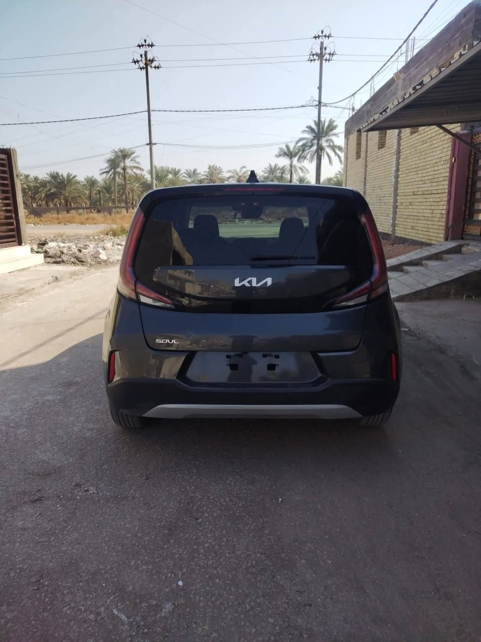 السلام عليكم 
للبيع كيا صول 2023  
ماشيه 22000
علما وصلت للعراق ماشية ١٠٠٠

شاشة دجتل  
محرك 2000 دوش 🚀 
رادار امامي
رادار خلفي
رادار جانبي
شاشة كبيرة
كامرة دوارة
تحديد مسار
قيادة ذاتية
توقف ذاتي 
تنبيه عند مغادرة المسار
كروس سرعة
مانع انحدار
حساسات 360 درجة
سيارة جاهزة وكاملة بدون نقص
حادثها بدون تبديل
مصلحة درجة اولى

السعر $1٤٠
مكاني / بابل
هـ ***********
***********
صور الحادث مرفقه بلمنشور

