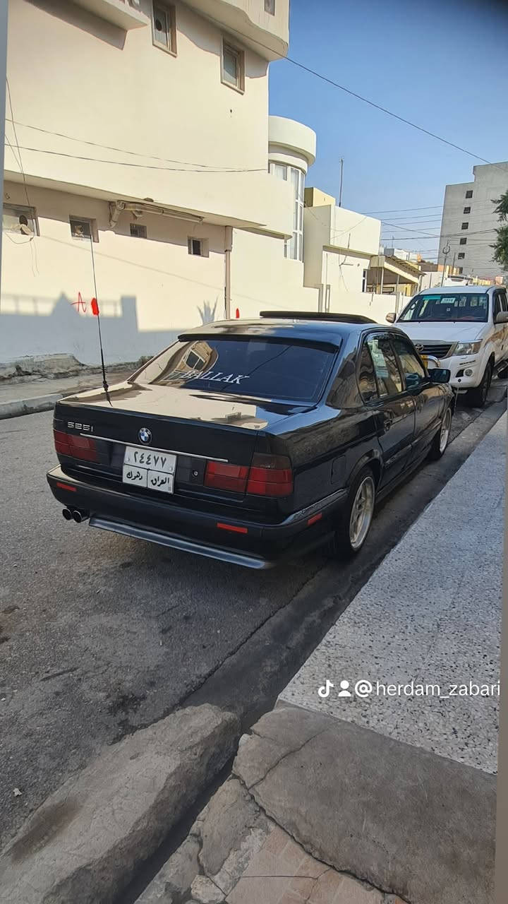 زاخو
BMW
525
1994
فول فول
غرامة 220 هزار
سعر68
***********
