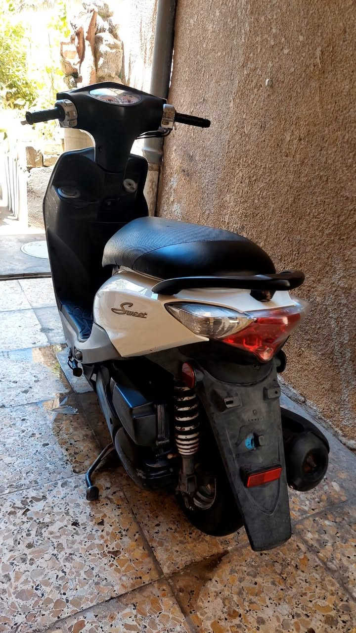 لبيع دراجه ماكس حديث ***********
