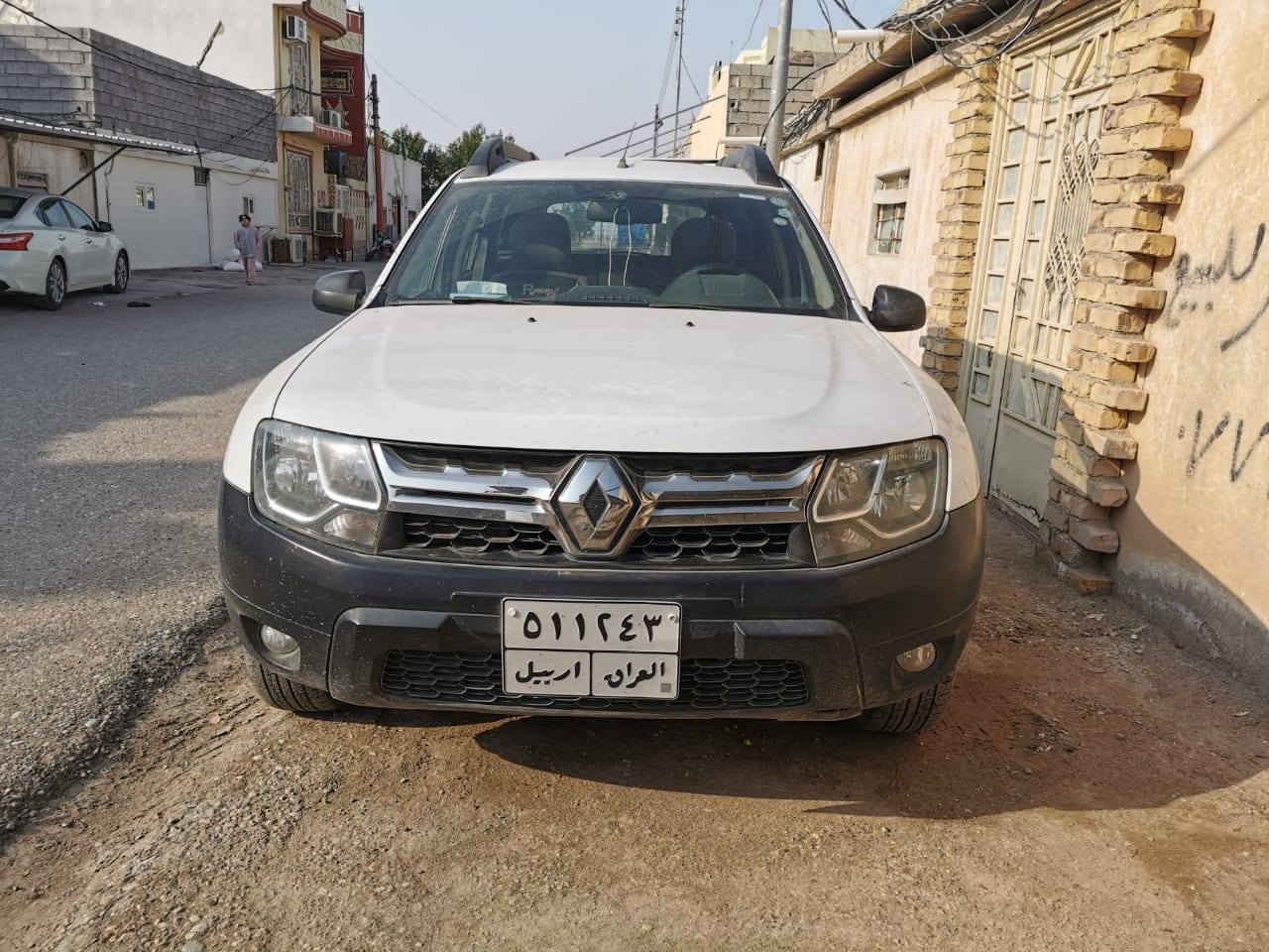 سلام عليكم رينو 2017للييع 
مكينه 2000 كير محرك كشر كفاله عامه سياره خير من الله 

بيع مستعجل ***********السعر خاص ولي ابن حلال لا يعلق تعليقات تافه
