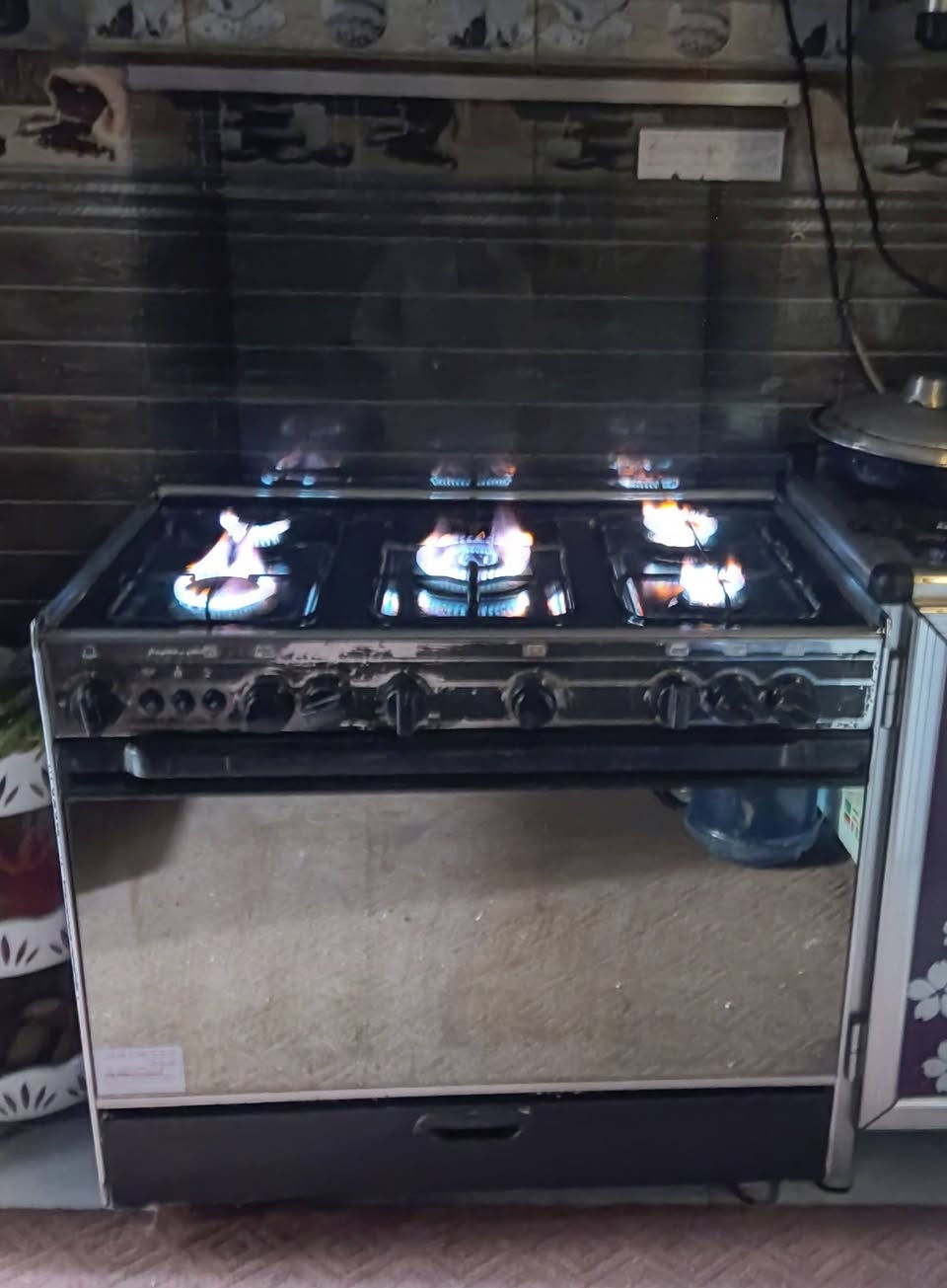 طباخ جديد استعمال قليل شغال فول ناره تخبل صناعه مصري نوعيه تنكو سعر250


**إذا كنت صاحب هذا الإعلان وتريد حذفه لأي سبب، رجاءا أرسل رسالة إلى الدعم الفني**