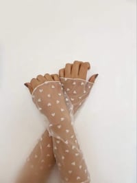 معاصم • بنات أنيقات • توصيل مجاني