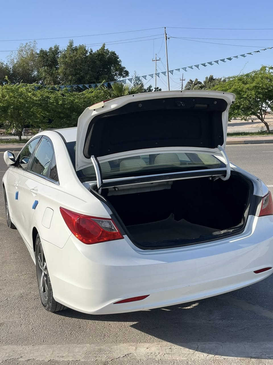 سوناتا ١٤ اصل سياره كارتون جديده بمعنى الكلمه تخم تاير مكينه كير سياره ترايها زيرو مكينه ٢٤٠٠⛽️⛽️بانزين كص جنطه مكفوله عدا مكان الكص السعر ٥٣ بيها مجال  قليل متومه شمالي مكان سياره بصره 
‏***********
