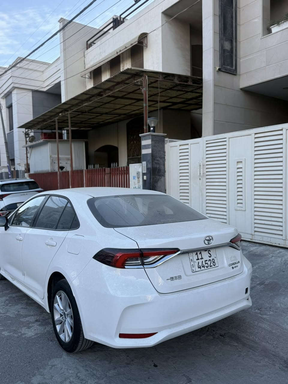 السلام عليكم للبيع كورلا هايبرد زيرو فتحه 2025 كشنات جلد اسود ستيرن حياكه  بصمه تشغيل رادرات كامره وشاشه  هاند بريك بريك بصمه وباقي مواصفات المعروفه السياره زيرو ومرقم لوحات اب اسمي مكانه بغداد المنصور
السعر ٢٤ مليون و٩٠٠ الف دينار
***********
