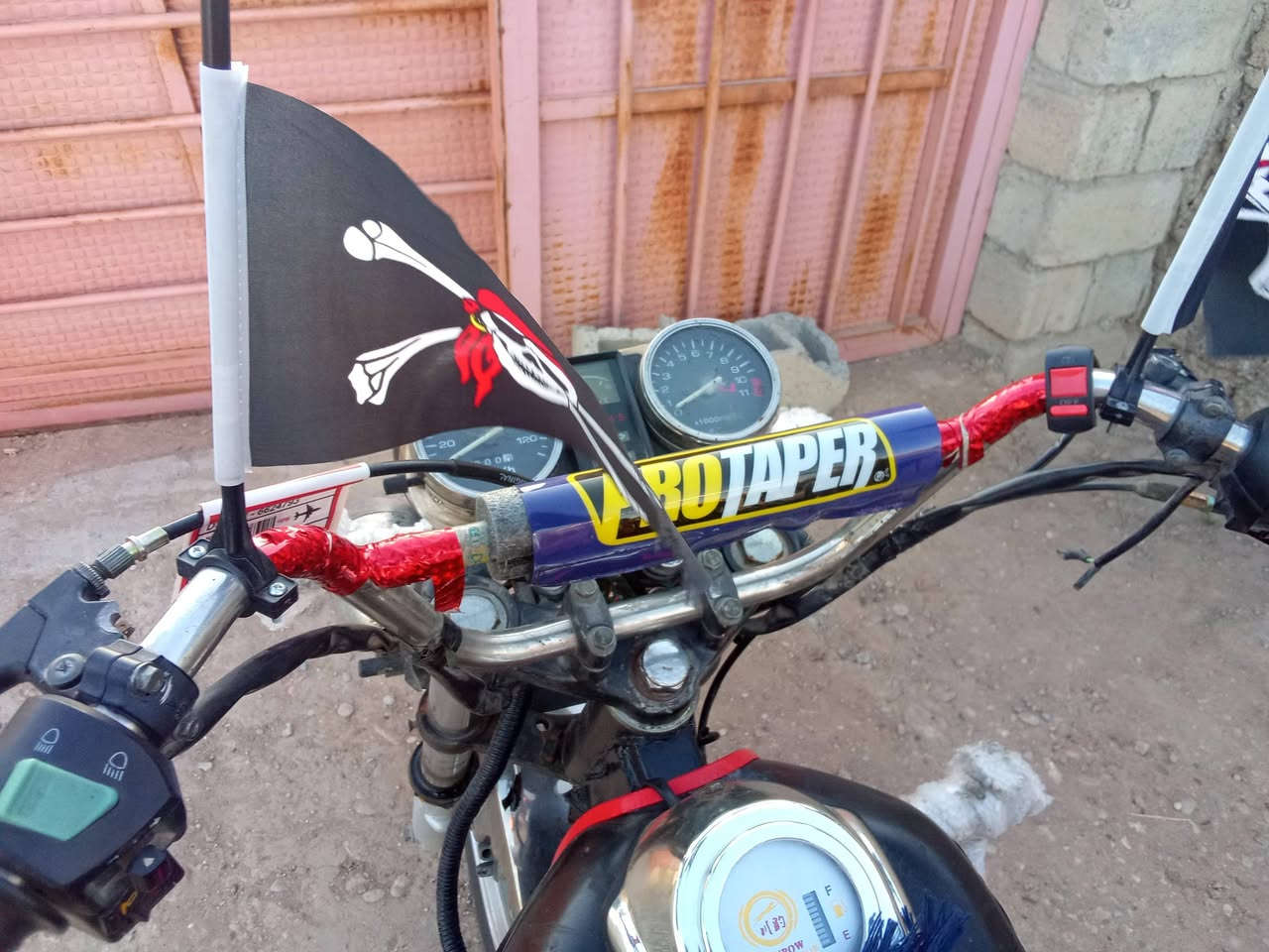 السلام عليكم ستوته ام الطير للبيع موديل 21 كهربائياتها كلها شغاله ستوته مقفوله من العيب ستوته نظيفه ستوته فول مواصفات للبيع مستعجل راح اخلي رقمي يدق علي ***********
