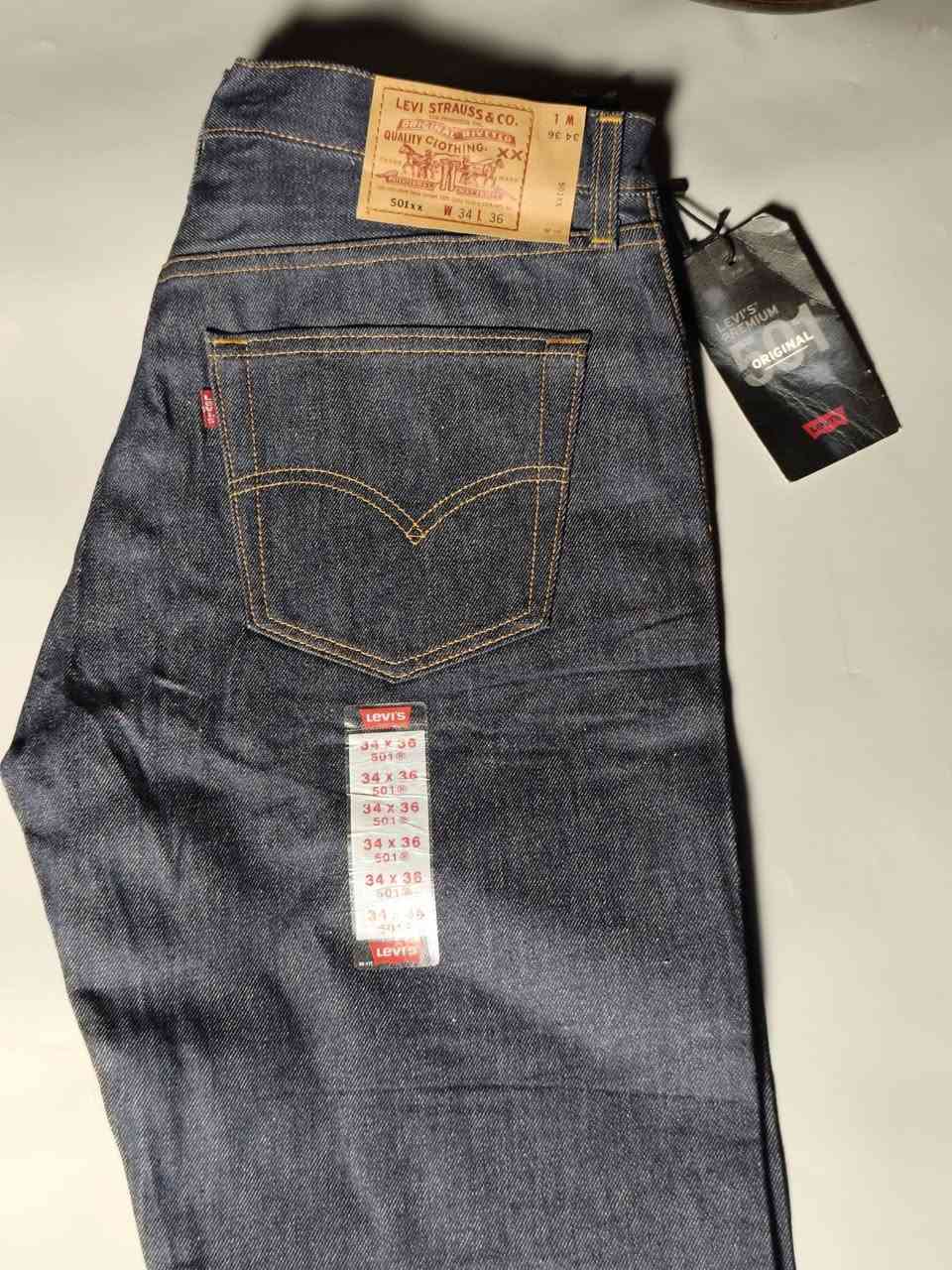 جينز من ماركة ليفايز - 501 Levi's
أصلي - جديد بالتاغ (غير مستخدم)
خامة متينة صلبة، وثقيلة الوزن
صنع امريكا made in USA 🇺🇸
السعر: ٥٠ الف
النظافة: ١٠٠
قياس: ٣٤
الطول: ۱۱۸ cm
عرض الحجل : ٢١.٥ cm
متوفر قطعة واحدة فقط !
التوصيل
بغداد: ٥
محافظات: ٥
الحجز القطعة راسلنا دایرکت


**إذا كنت صاحب هذا الإعلان وتريد حذفه لأي سبب، رجاءا أرسل رسالة إلى الدعم الفني**