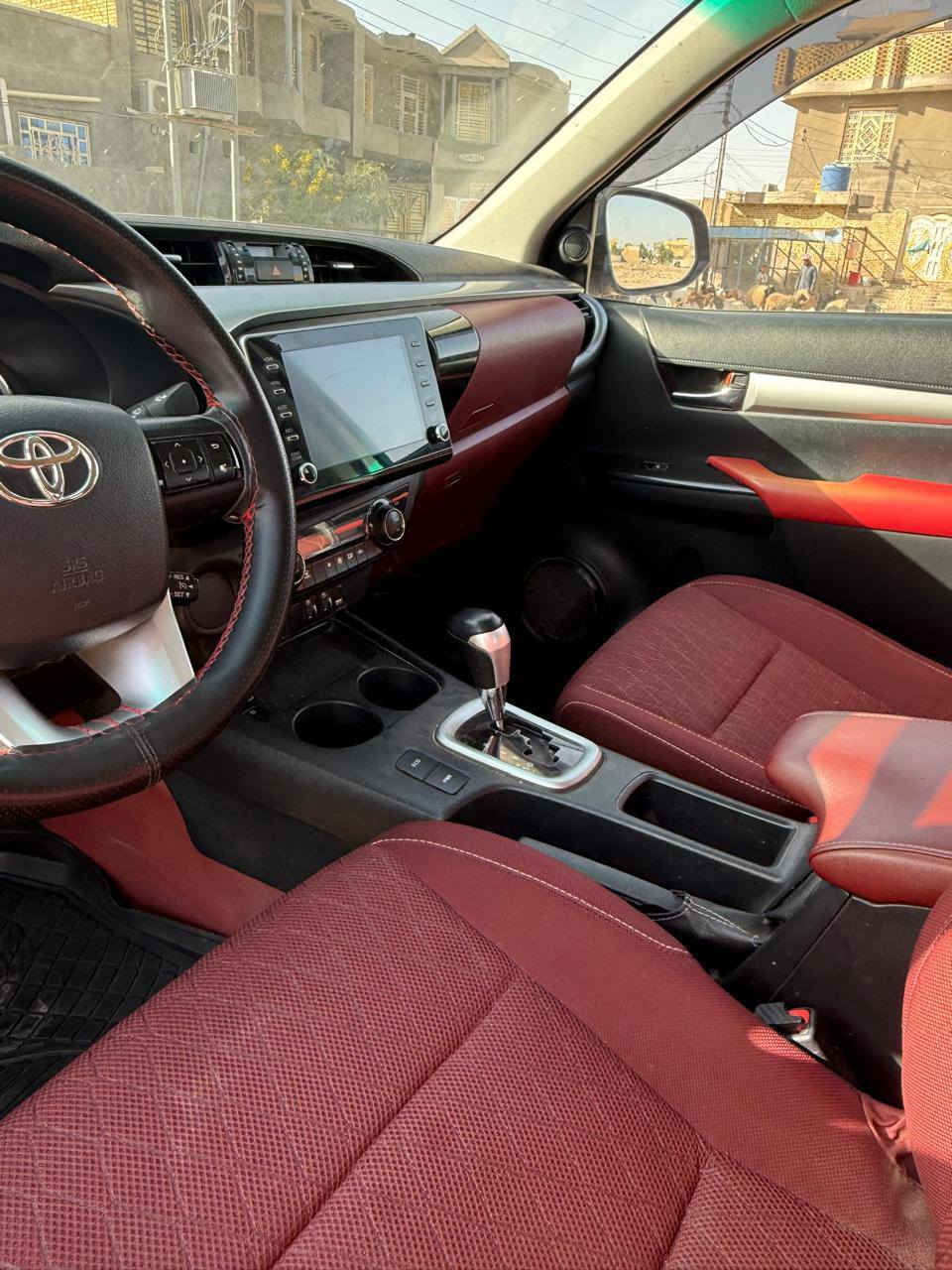 السلام عليكم
للبيع تيوتا 
هايلوكس ساز 2022
رقم اربيل تريد وكاله تريد تحويل
مكفوله كفاله عامه 
كير اوتماتيك
مكان ذي قار قضاء النصر 
السعر 265وبيها مجال
***********
***********
