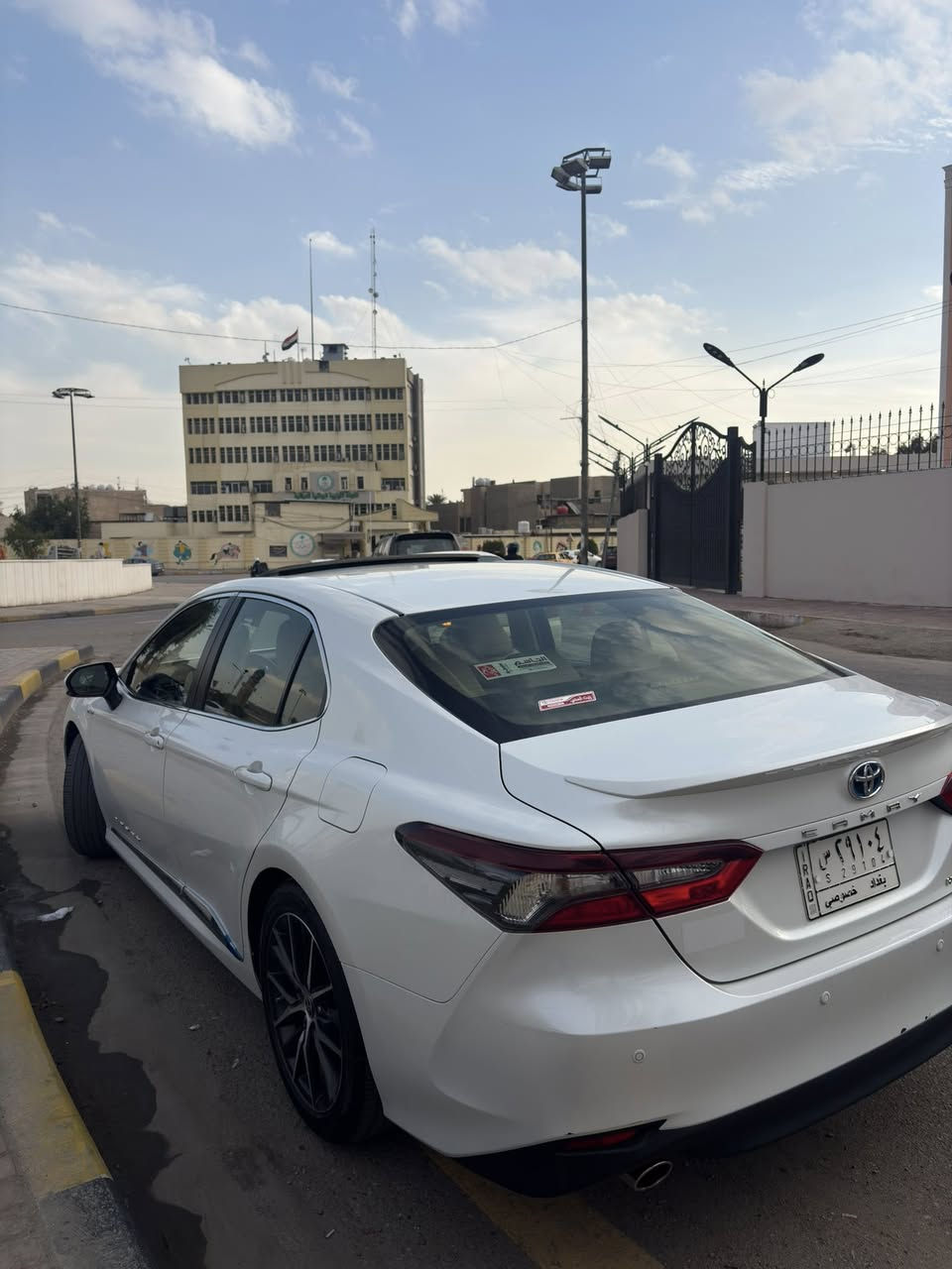 السلام عليكم
كامري 2023 عبد اللطيف 
ماشية 65 وقابل للزيادة
سيارة نظيفة بيها pdr بالباب خفيف ممبين حتى
سيارة مكفولة من كل شي عدى هذا 
المكان بغداد
السعر 234 وبيها مجال 
للأستفسار ***********
