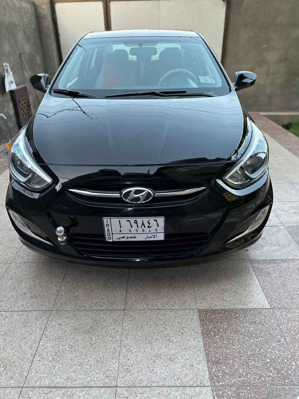 السلام عليكم اكسنت 2016 امريكي بيها صبغ بنيد وربع جاملغ شرط بدون اي دواخل محرك 1600 كير ومحرك مكفولات سياره جديده بمعى الكلمه  متصرف عليه شي جاهزه تخم تاير صدر جديد السياره حيل ناعمه وترايها حلو وصرفها حيل اقتصادي رقم انبار باسمي تحويل مباشر باسم اليشتري السعر 98 وبلعافيه ع ياخذها رقم الهاتف *********** مكاني الانبار فلوجه
