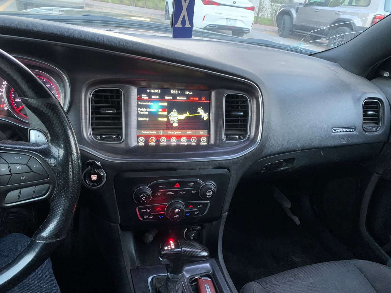 سلام عليكم جارجر موديل 17 رقم بغداد دولي ة
محرك 5700 
فول عده فتحه 
محرك كير صدر خير من الله 
بيه صبغ 4 قطع 
ويل 20 
الاستفسار ‭0770 885 4041‬
*********** واتساب 
السعر 160 بيه مجال 
مكان السياره بغداد حي العدل
