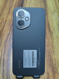 هونر ٤٠٠ ٥جي • ذاكرة ٥١٢ • رام ١٢