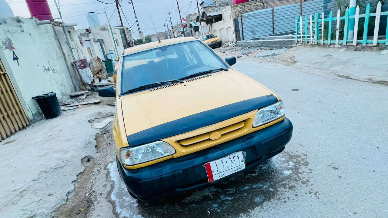 السلام عليكم هاي موديل 10مصفره وجاهزه سنويه جديده مالك ديوانيه مكان السياره ديوانيه حي الوحده السعر 18 وبيهه مجال الشراي يتصل ويدلل ***********  مشط جديد مكينه وكير جاهزه
