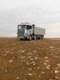 سكانيه لبيع عقرب مرقمه نبار محرك ربعميه بنب ونوزل 400كير تسعميه 900تلا...