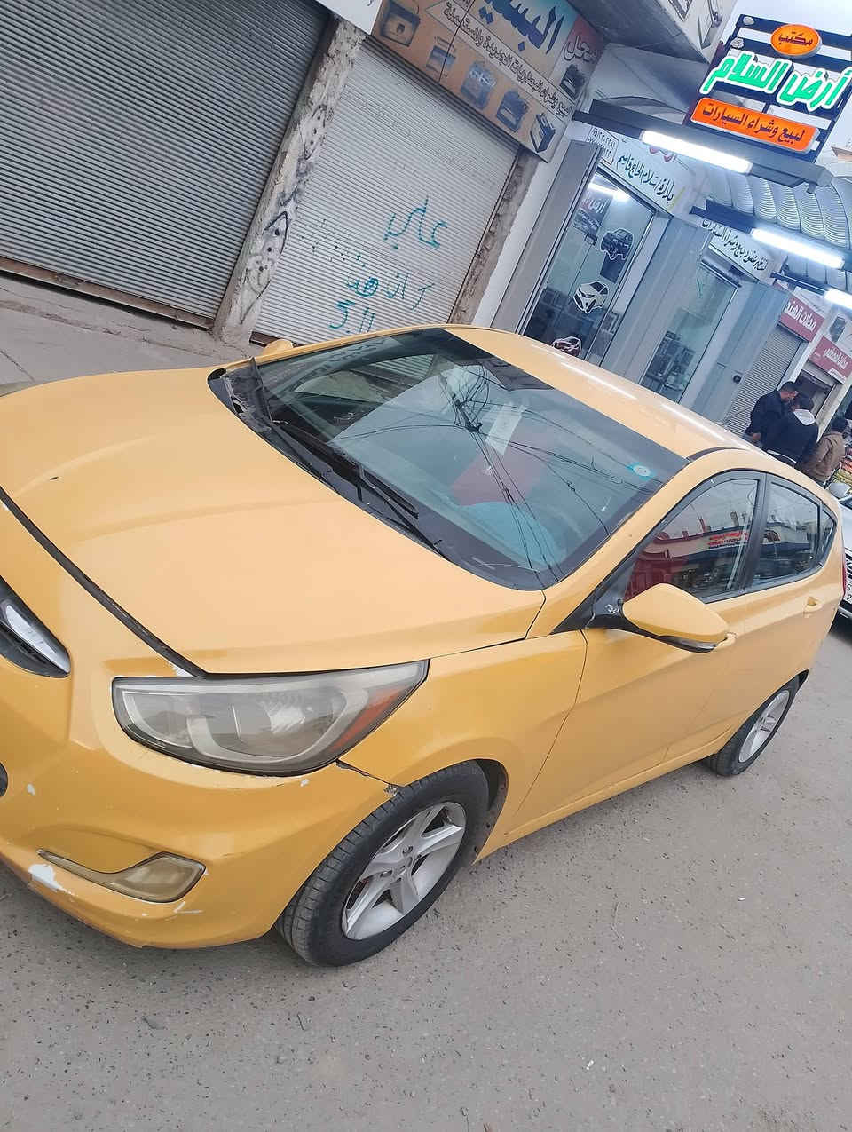 السلام عليكم 👋
اكسنت مظلع جنطه 👋
وارد امريكي 🇺🇲 
موديل 2013👋
رقم بغداد الماني ✋ 
كاربون بانزين ⛽ 
غرامة وهيئة صفر 🚦 شرط التحويل✋
محرك 16 محرك وكير شرط 👋 
تبريد ثلج 🥶 تدفئة 
طخم تاير امامي خلفي جديد 👋 
📢ظررها جاملغ وبدون وبيها داخل اشويه 👋
🛑#السعر 63$💸 وبيها مجال 
#العنوان #الموصل #موصل_الجديده قرب جامع الايقظه شارع البطاريات 
🛑 1️⃣ اوقات العمل🕰️الاتصال من الساعه التاسعه صباحا الى الساعه العاشره ليلا🛑
🛑2️⃣بلتلفون قفل ماكو تعال ودفع سعر اليعجبك 🛑
#مكتب_ارض_السلام #لبيع_وشراء_السيارات 
🛑 #باداره/ سلام الراشدي 
***********📱كورك 📞
***********📱اسيا📞
