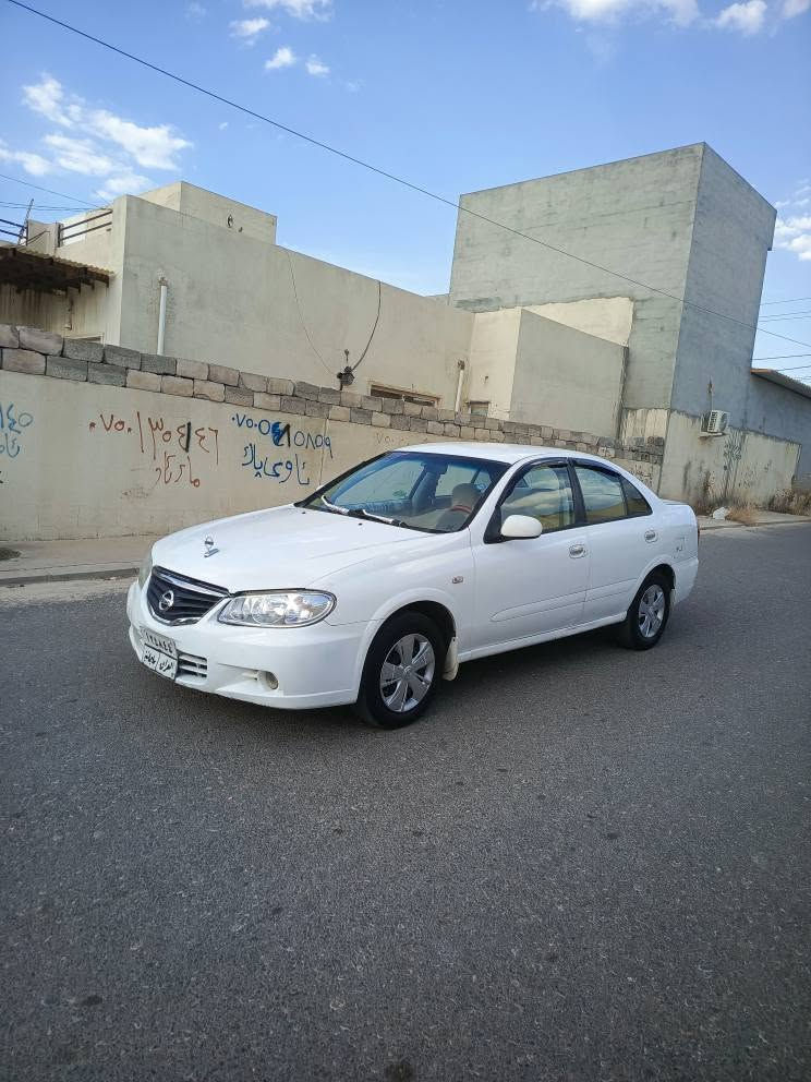 نیسان سەنی مۆدیل 2010 گێڕ تۆماتیک تەبرید سحری خوار بازار تەنیا 63وەرەقە کەمێک مەجال ژمارەی موبایل ***********  گێڕ مەکینە تەبرید بەشەرت چوار جام کارەبایە ئاوێنە کارەبایە abs ناو زەردە چوار تایەی نوێیە بەناو کردن غەرامە بەشەرتە سەیارەکە عام بۆیاخە وەرگەڕاوە شوێن هەولێر گۆرینەوەش دەکەم ئەگەر بە دڵم بێت أربيل, العراق
